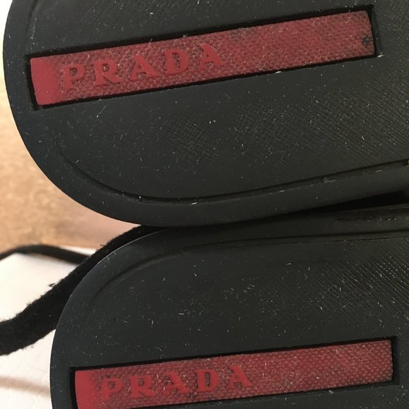 Prada Men's hi top Sneakers - Picture 6 of 7